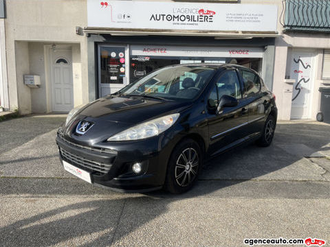 Peugeot 207 1.4 HDi 68 cv URBAN - Distribution &agrave; jour 2012 occasion Saint-Barth&eacute;lemy-d'Anjou 49124