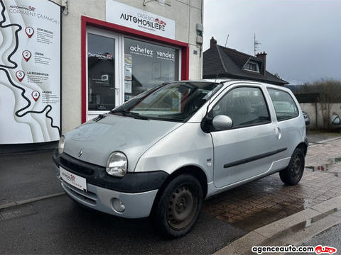 Renault Twingo I Phase 2 1.2 i 75cv Luxe Privil&egrave;ge 2006 occasion Sainte-Marguerite 88100