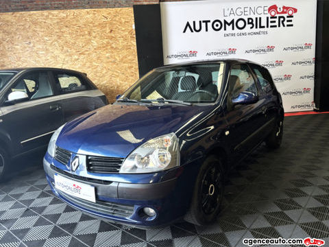 Renault Clio Phase 2 - Campus 1.2 16v 75ch Campus 2004 occasion Dunkerque 59640