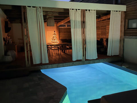   Ensemble immobilier � fort potentiel Maison - 15 + pi�ce(s) - 408 m�