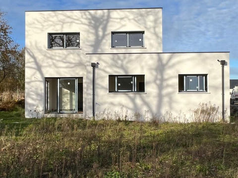   MAISON � LOUER Maison - 5 pi�ce(s) - 119 m�