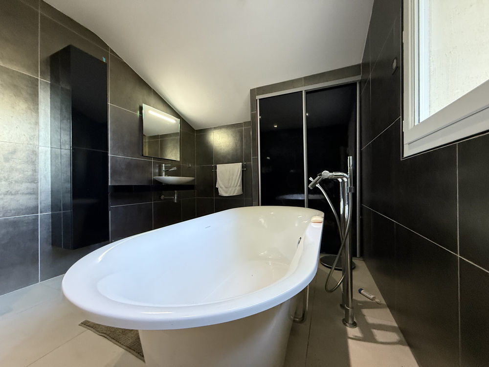 � vendre  Maison Pierrelatte (26700)