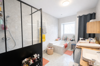  Appartement � vendre 4 pi�ces 89 m�