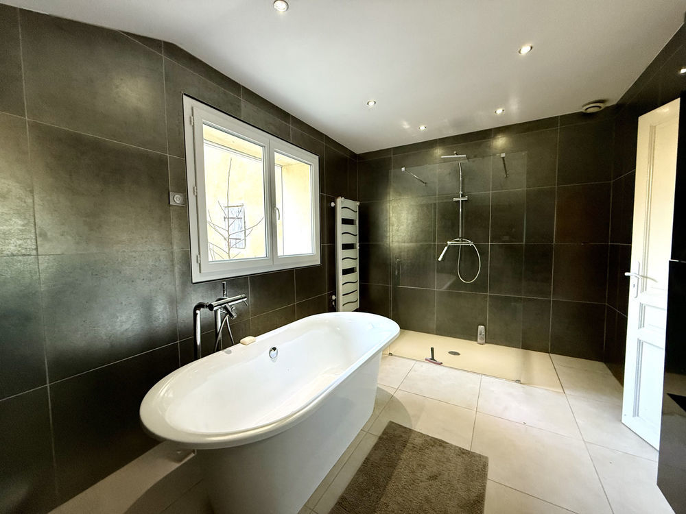 � vendre  Maison Pierrelatte (26700)