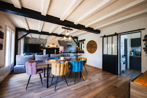   Maison Familiale 6 pi�ces Maison - 6 pi�ce(s) - 156 m�