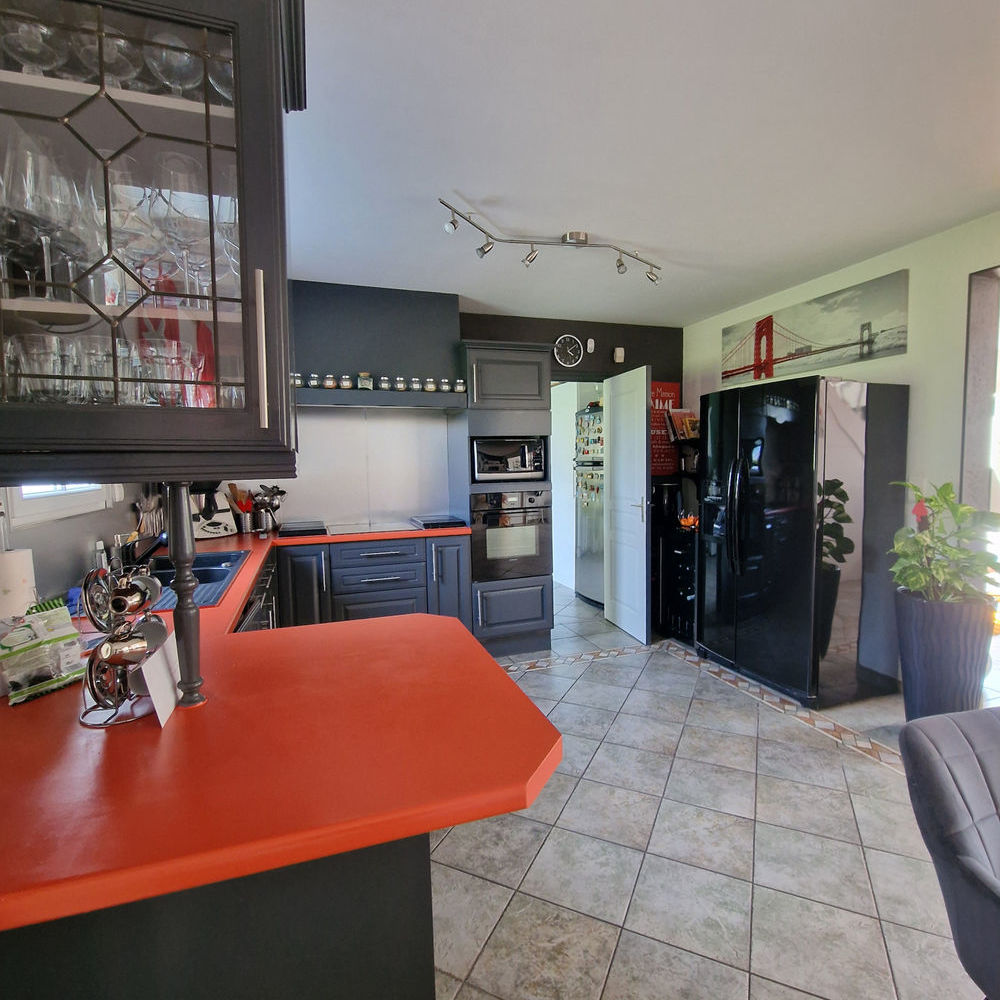 � vendre  Maison Saint-Antoine-du-Rocher (37360)