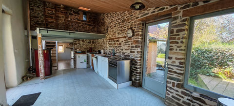   Maison en pierres avec poutres apparentes Maison - 4 pi�ce(s) - 60 m�