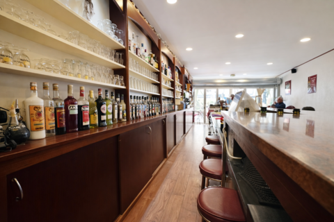 Fond de commerce 129900 30130 Pont st esprit