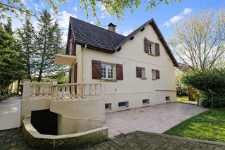  Maison � vendre 9 pi�ces 153 m�