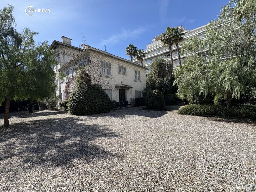 � vendre  Propri�t�/ch�teau Antibes (06600)