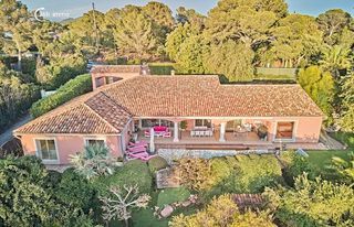  Maison � vendre 9 pi�ces 320 m�