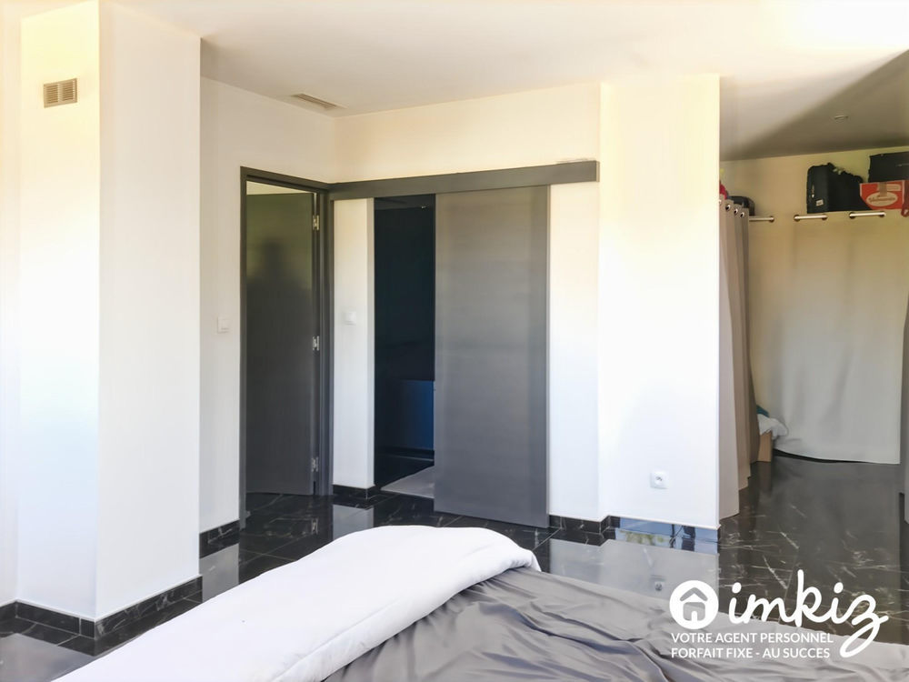 � vendre  Maison Mimet (13105)