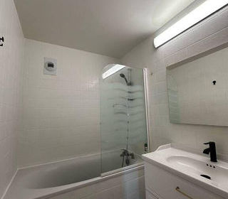  Appartement � louer 1 pi�ce 100 m�