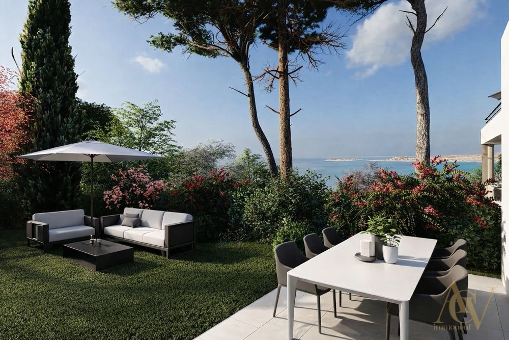   Sanary-sur-Mer (83110)