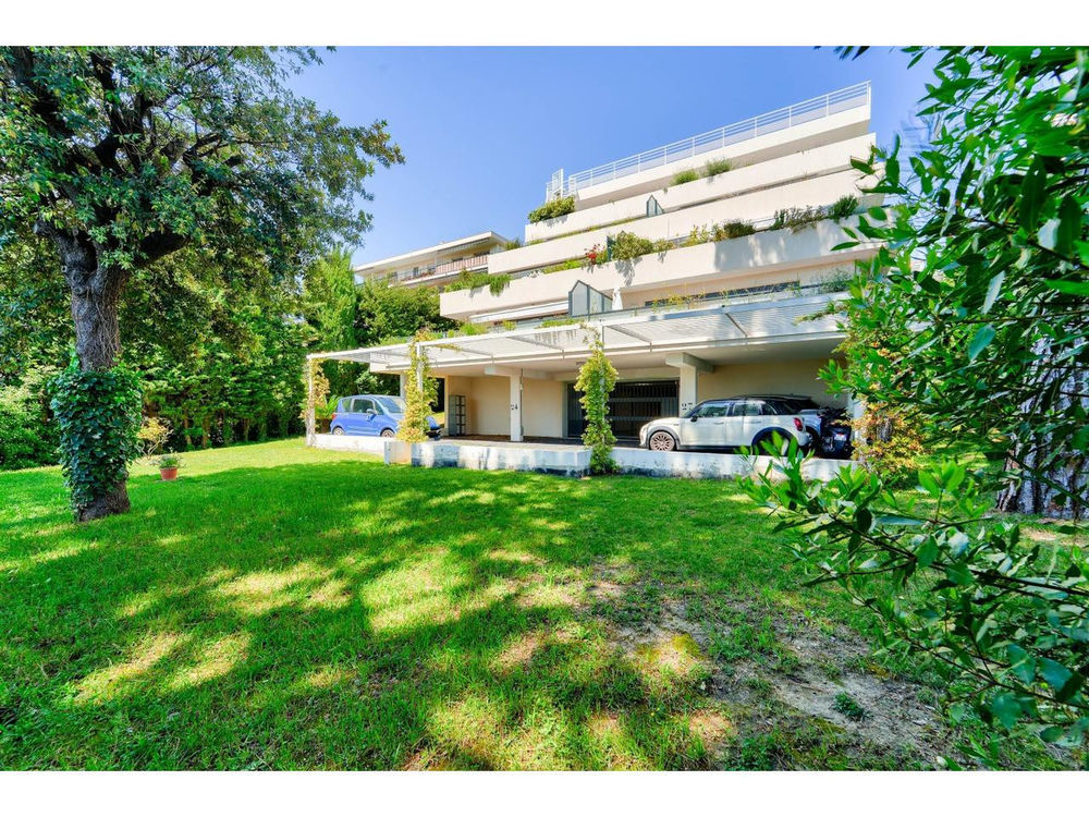 � vendre  Appartement Nice (06100)