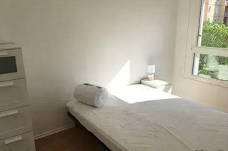  Appartement � louer 1 pi�ce 85 m�