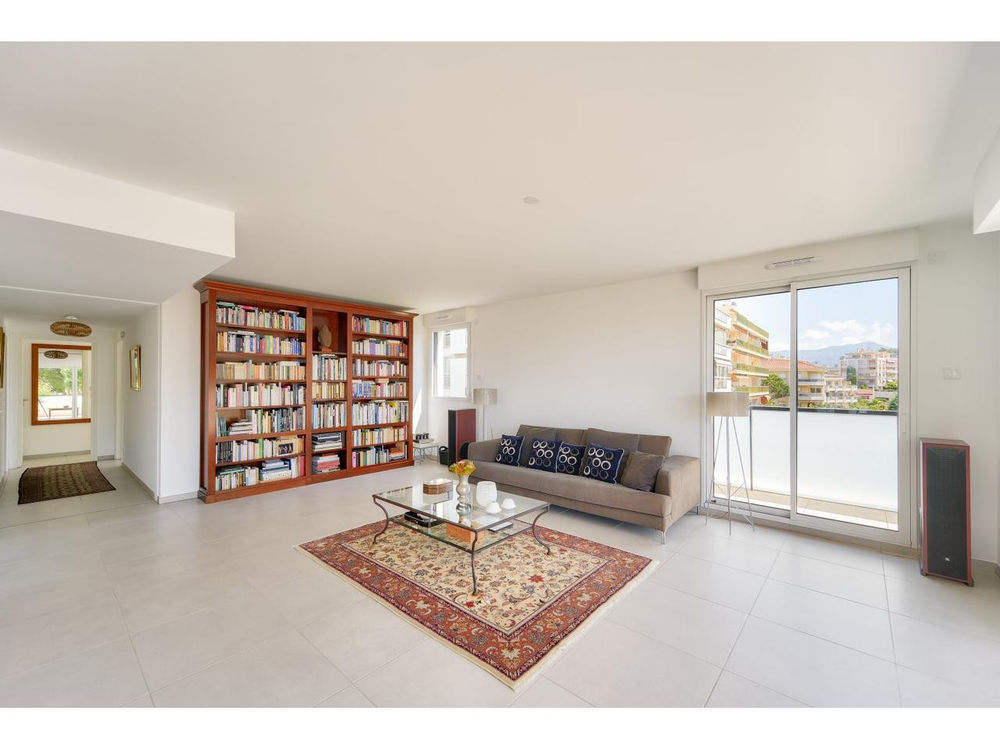 � vendre  Appartement Nice (06100)