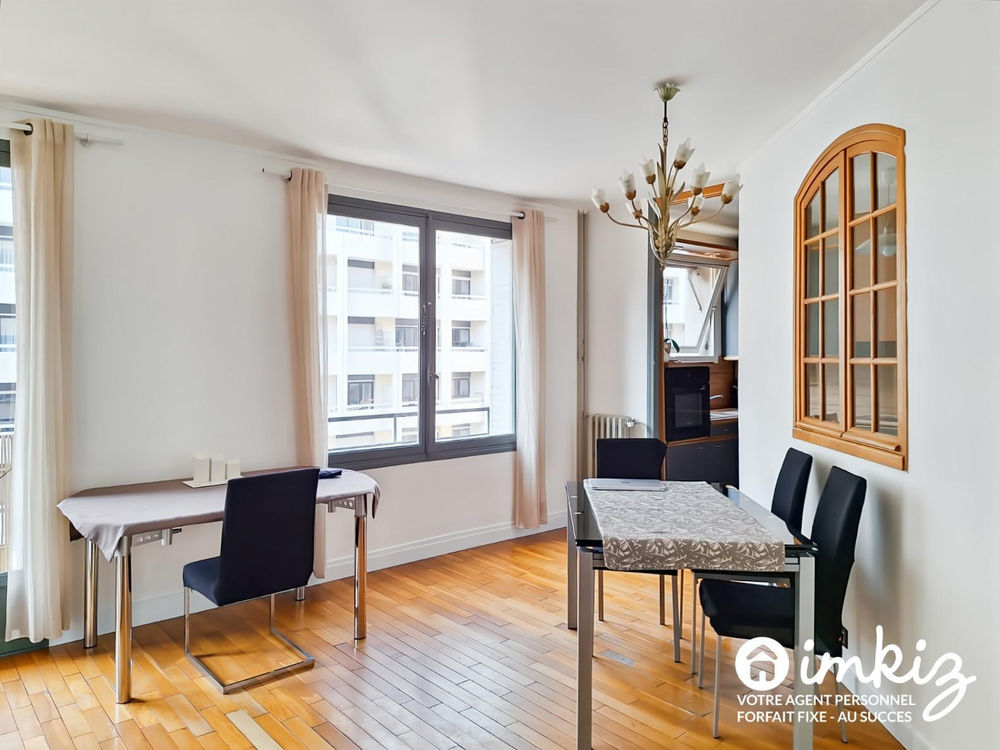 � vendre  Appartement Paris 18