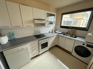  Appartement � louer 1 pi�ce 85 m�