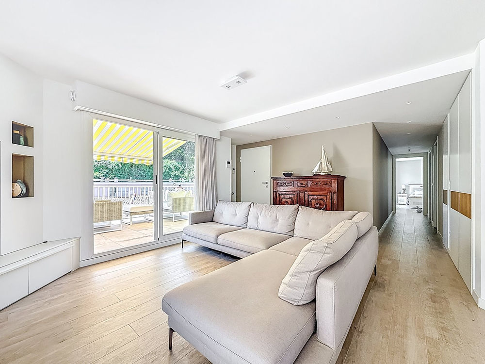 � vendre  Appartement Roquebrune-Cap-Martin (06190)