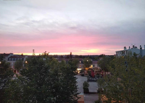   Beau 2P meubl� 45m� Carrez (70m� au sol) en Duplex Appartement - 3 pi�ce(s) - 70 m�