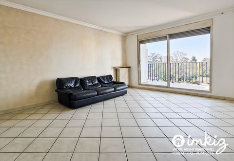   Appartement T4 double vue d'exception, avec balcon Appartement - 4 pi�ce(s) - 93 m�