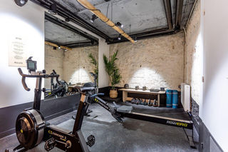  Appartement � louer 5 pi�ces 300 m�