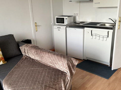   Beau studio meubl� 20m� au Blanc-Mesnil Appartement - 1 pi�ce(s) - 20 m�