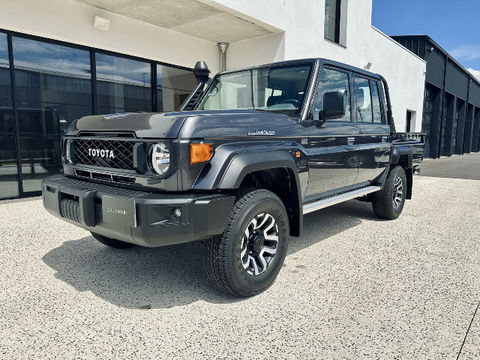 Toyota Divers DC LX DOUBLE CABINE V6 4.0L 2025 occasion La Teste-de-Buch 33260