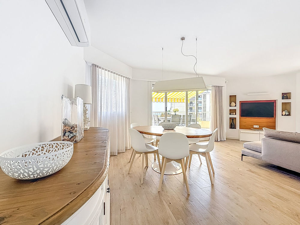 � vendre  Appartement Roquebrune-Cap-Martin (06190)