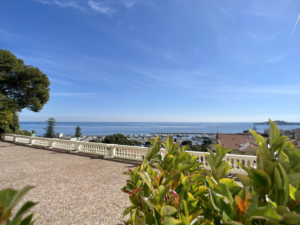 � vendre  Appartement Beaulieu-sur-Mer (06310)