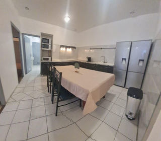  Appartement � louer 5 pi�ces 138 m�