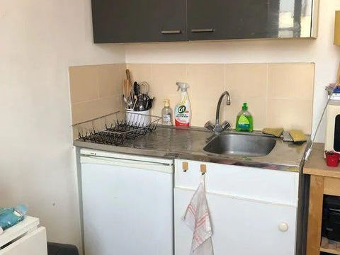   Beau studio meubl� 13m� en bon �tat Appartement - 1 pi�ce(s) - 13 m�