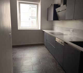  Appartement � louer 4 pi�ces 99 m�