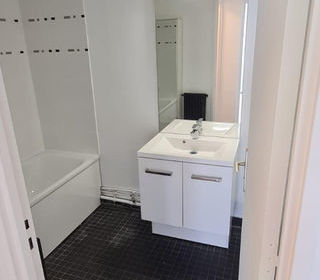  Appartement � louer 4 pi�ces 77 m�