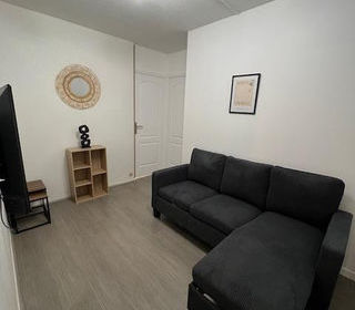  Appartement � louer 5 pi�ces 80 m�