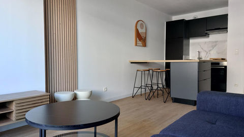   Joli T2 enti�rement r�nov� Appartement - 2 pi�ce(s) - 39 m�