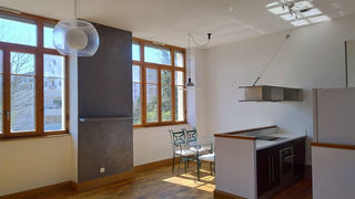  Appartement � louer 3 pi�ces 77 m�