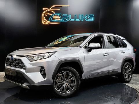 Toyota RAV 4 Hybrid 2.5 218 cv 30 Years CVT 2WD 2.5 VVT-iE 2024 occasion M&eacute;zi&egrave;res-sur-Seine 78970