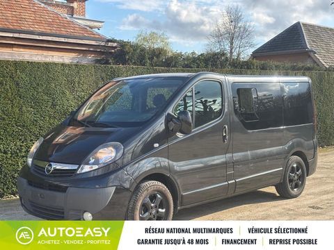 Opel Vivaro 2.0 CDTI 115CV 9 PL - TPMR - LIFT ELECTRIQUE RICON + SIEGE T 2014 occasion Vannes 56000