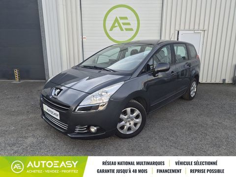 Peugeot 5008 1.6 E-HDi BLUE LION 115 cv * 7 PLACES * DISTRIBUTION FAITE * 2013 occasion Le Haillan 33185