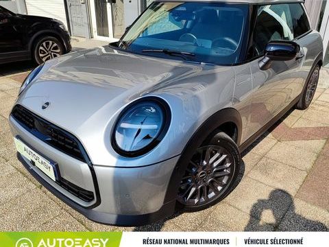 Mini Cooper 4 /1.5 DKG7 156 cv / Classic / GARANTIE CONSTRUCTEUR 2028 2026 occasion Noisy-le-Grand 93160