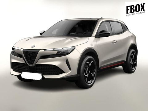 Alfa Romeo Junior 1.2 Ibrida 145 ch eDCT6 Speciale 2025 occasion H&eacute;nin-Beaumont 62110