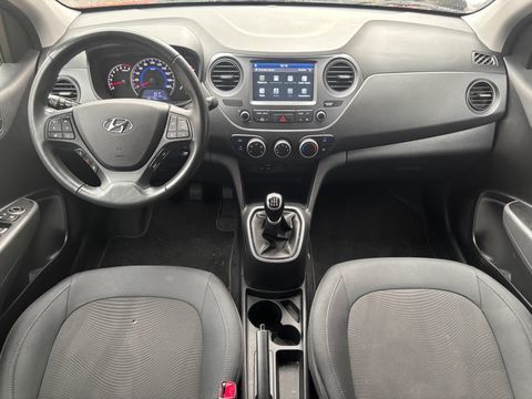 i10 1.0 65CH - INITIALE - CARPLAY - CLIMATISATION - GARANTIE MIN 2019 occasion 69150 D&eacute;cines-Charpieu