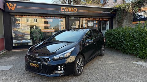 Kia Ceed 1.0 T-GDI 120CH GT LINE - TOIT OUVRANT - CARPLAY - CAMERA DE 2018 occasion D&eacute;cines-Charpieu 69150