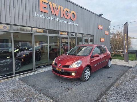 Renault Clio 1.6 110 CONFORT DYNAMIQUE BVA 2006 occasion Maz&egrave;res 33210