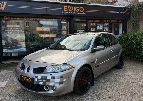 Renault Mégane RS Coupé 2.0T 16V - 230 II F1 Team R26 PHASE 2 NUMEROTEE 2007 occasion Décines-Charpieu 69150