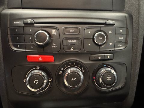 Citroen c4 1.6 HDI - 90 Ch VITAMINE - COURROIE DIST