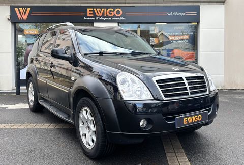 Ssangyong Rexton 2.7 XDI 185 ch GRAND-LUXE 4WD BVA + ATTELAGE / VOLANT CHAUFF 2009 occasion Serris 77700