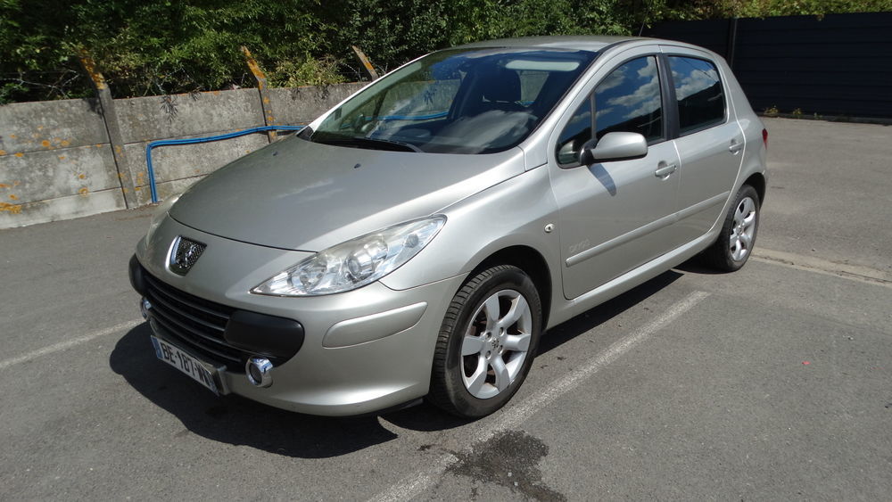 FIVE AUCTION NORD ENCHERES Peugeot 307 1.6 HDi 16v 90